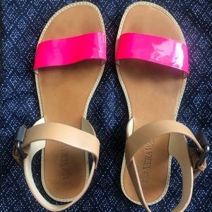 Vera Wang sandals